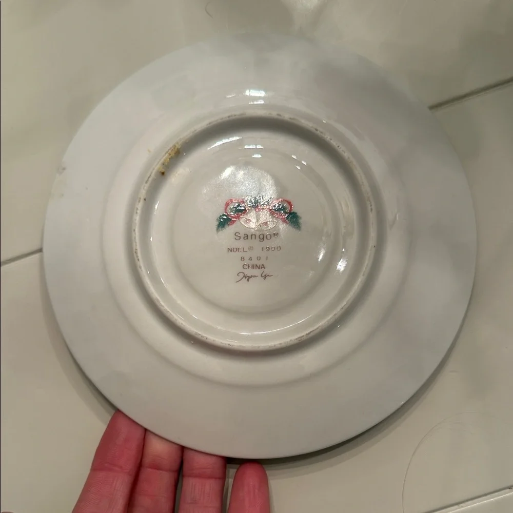 Sango Noel 1990 Cup & Saucer – Pattern 8401